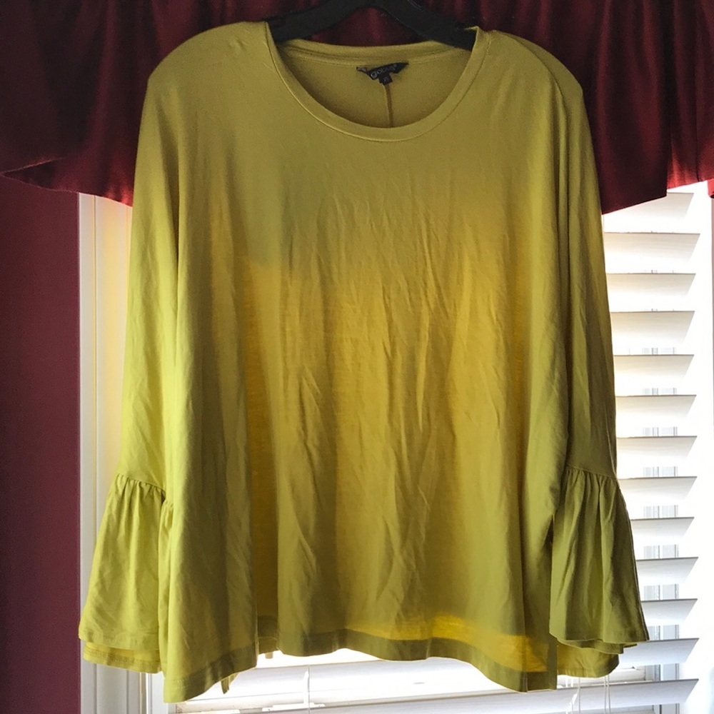 Globus Knit Top Size S